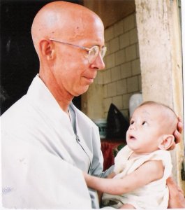 25656_352611093740_2822381_n