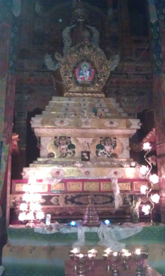 Nyala Pema Dundul Stupa