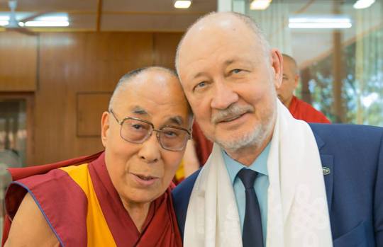 Sky Way Anatoliy Y and HH the Dalai lama 2017
